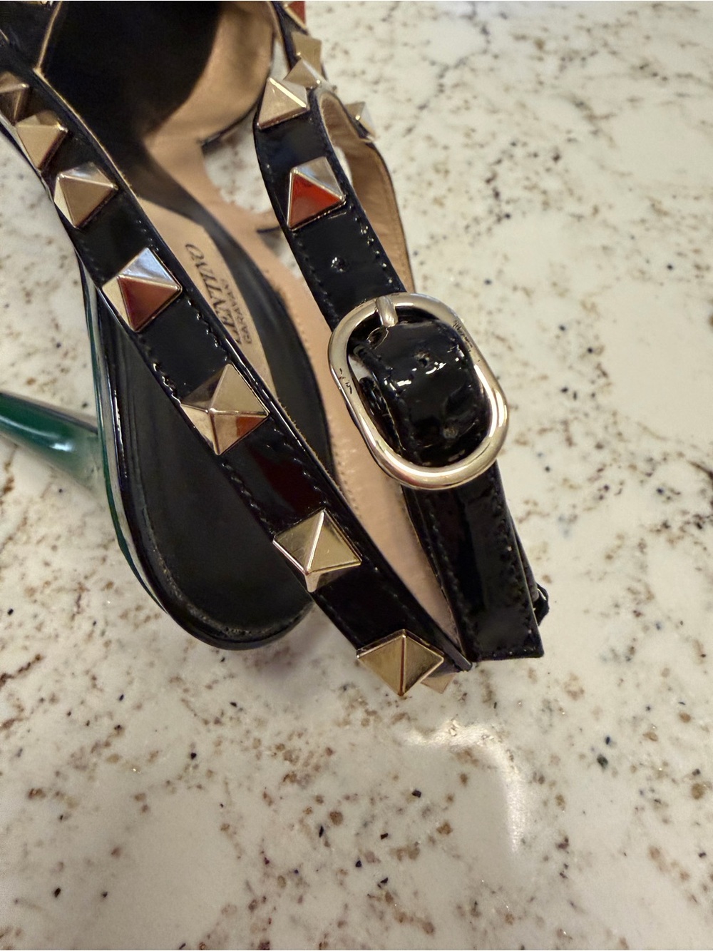 Rare! Valentino Rockstud Pointed-Toe Slingback Pumps in Green - Picture 11 of 13